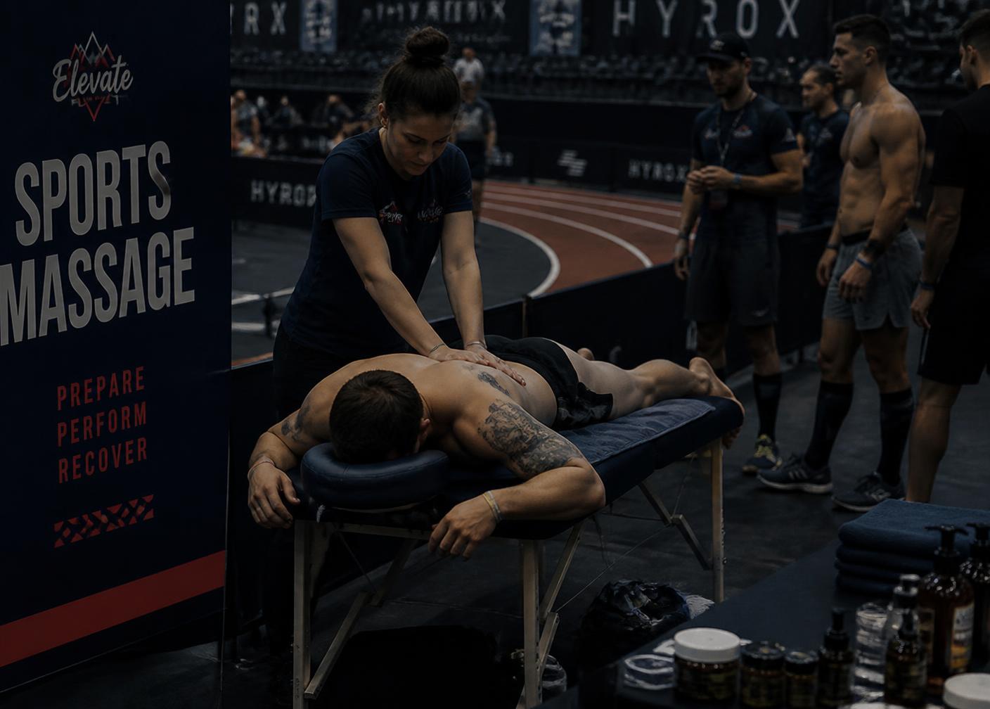 Poste de massage sportif installé sur un événement sportif